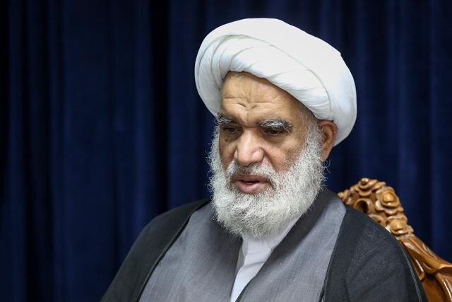 قرآنشناسی از ویژگیهای برجسته منظومه فکری رهبر انقلاب است