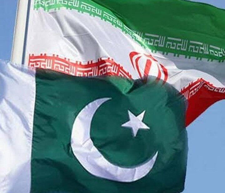  السفير الإيراني في إسلام آباد يعلن عن زيادة التبادل التجاري بين طهران وإسلام آباد