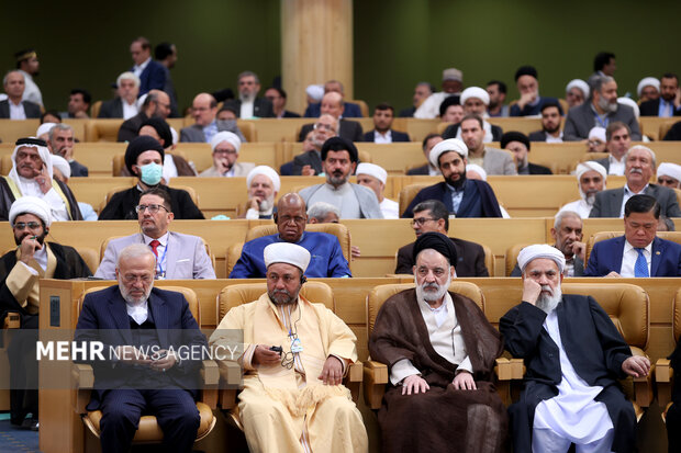 توهین به قرآن توطئه دشمنان، برای متوقف کردن امت اسلامی است