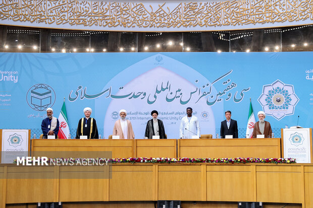 توهین به قرآن توطئه دشمنان، برای متوقف کردن امت اسلامی است