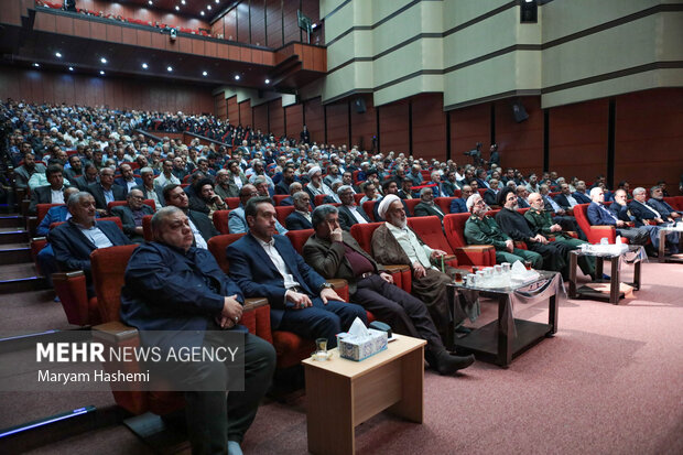 همایش سراسری تجلیل از خادمان مواکب اربعین حسینی یکشنبه ۹ مهر ۱۴۰۲ در مجتمع فرهنگی و آموزشی آدینه برگزار شد