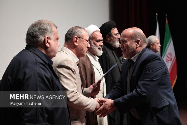 همایش سراسری تجلیل از خادمان مواکب اربعین حسینی یکشنبه ۹ مهر ۱۴۰۲ در مجتمع فرهنگی و آموزشی آدینه برگزار شد