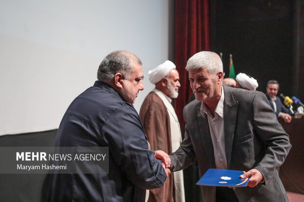 همایش سراسری تجلیل از خادمان مواکب اربعین حسینی یکشنبه ۹ مهر ۱۴۰۲ در مجتمع فرهنگی و آموزشی آدینه برگزار شد