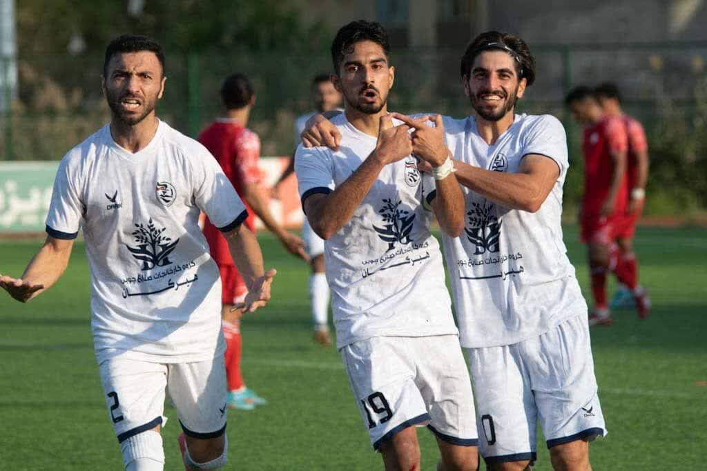 برد شهرداری آستارا در مقابل خوشه طلایی ساوه برد شهرداری آستارا در مقابل خوشه طلایی ساوه