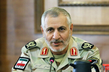قائد حرس الحدود الإيراني يعلن ضبط 4 سفن في بحر عمان