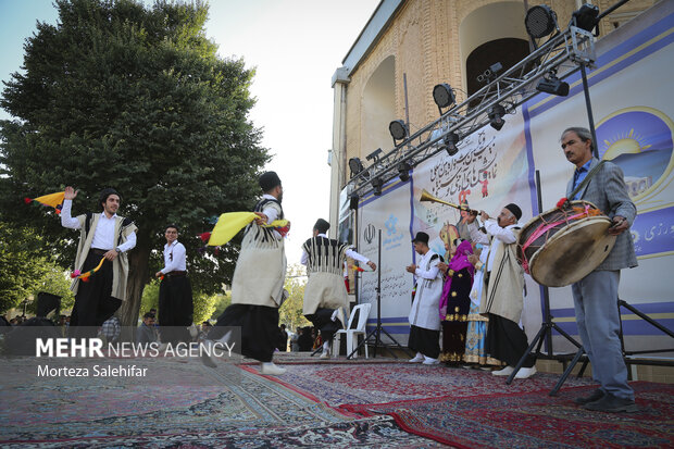 بیست و یکمین جشنواره نمایش‌های آیینی و سنتی در استان چهارمحال و بختیاری