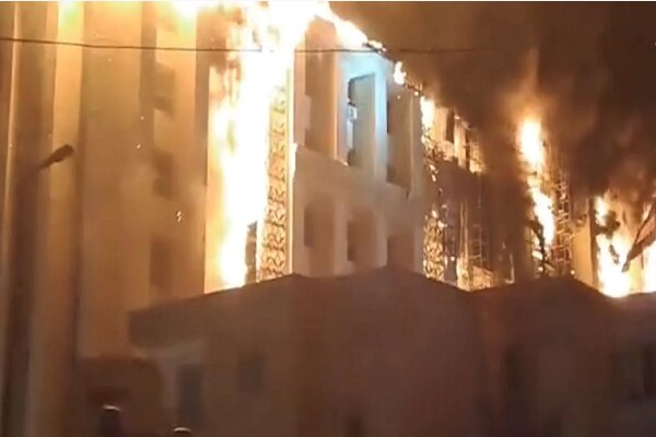وقوع آتش‌سوزی گسترده در ساختمان اداره امنیت استان اسماعیلیه مصر