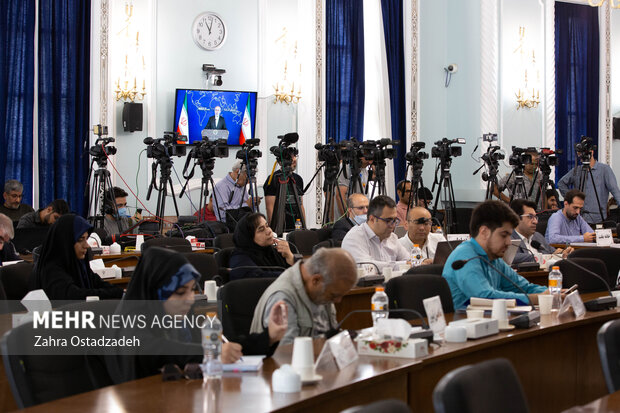 Foreign ministry spox. press conference
