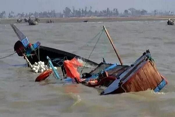 واژگونی قایق در جنوب فیلیپین همراه با یک کشته و ۲ مفقود
