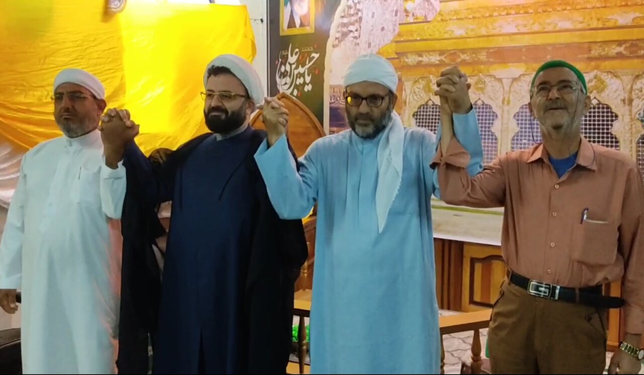 حلقه اتحاد و دست اخوت تشیع و اهل تسنن در بوشهر