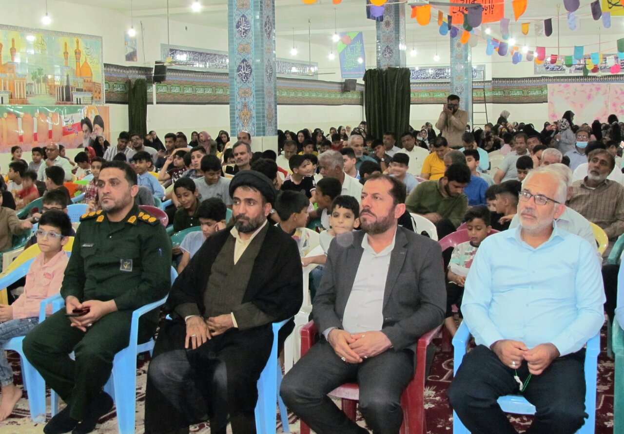 سلوک رسول خدا دریای بیکران درس است