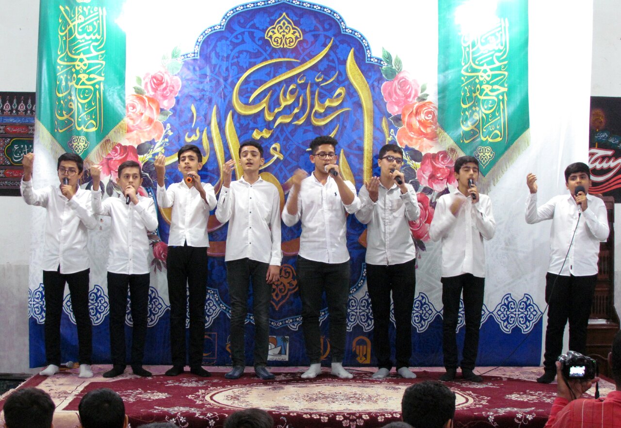 سلوک رسول خدا دریای بیکران درس است