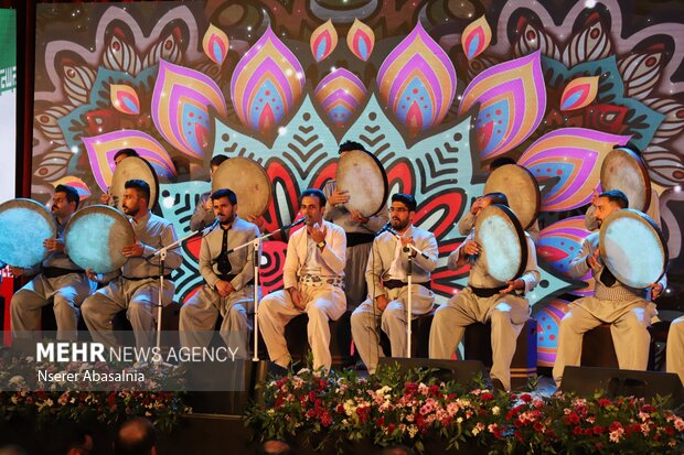 İran'da Halk Müzikleri Festivali