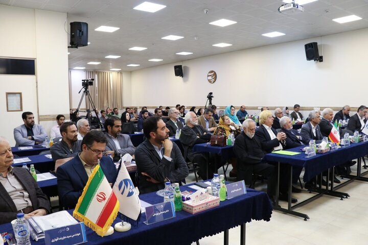 تقدیر از تدوین کنندگان پرونده کاروانسراها