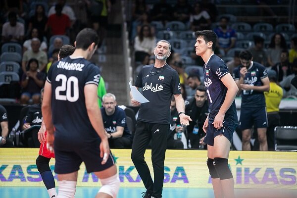 انتقاد از عطایی در زمان هدایت تیم ملی والیبال/ مغرضانه کار میکرد