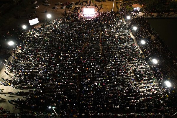 ۶ هزار نفر در جشن بزرگ میلاد حضرت محمد(ص) در یزد شرکت کردند