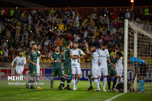 جدال مس و آهن برای سه امتیاز