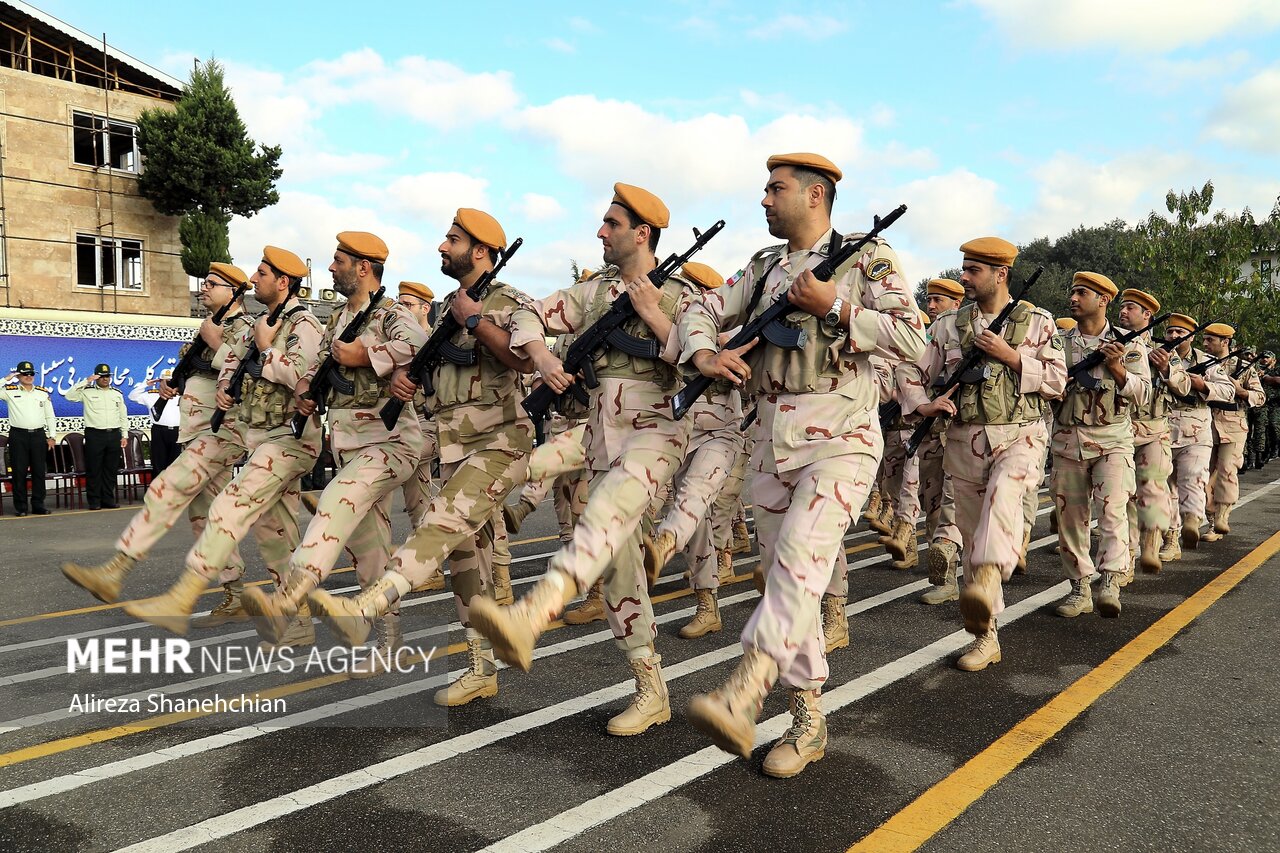 برگزاری رژه نیروهای مسلح در رشت