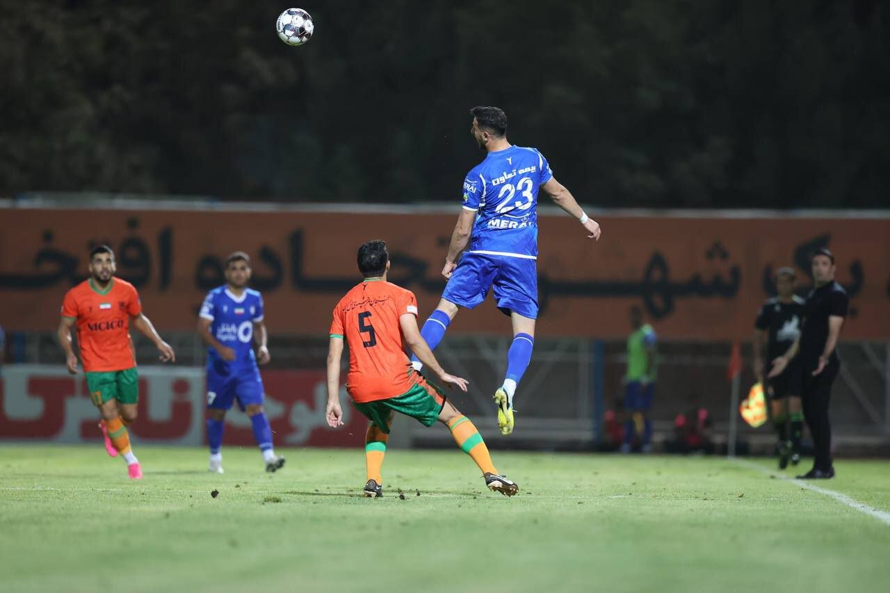 اتفاق عجیب در بازی استقلال و مس رفسنجان + عکس