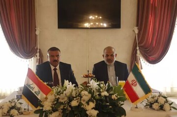 طهران وبغداد تبحثان العلاقات الثنائية والتطورات الإقليمية