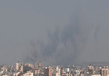 غاصب صیہونی رجیم کے غزہ پر شدید فضائی حملے