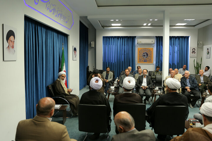 واقفان بر اساس نیازهای روز جامعه اقدام به وقف کنند