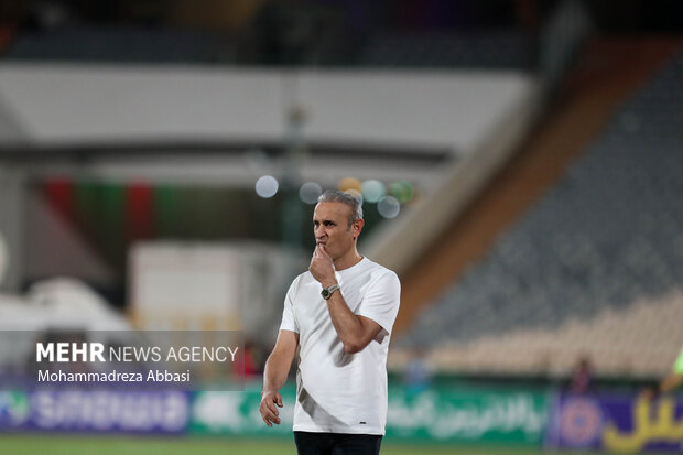 دیدار تیم های فوتبال پرسپولیس تهران و گل گهر سیرجان