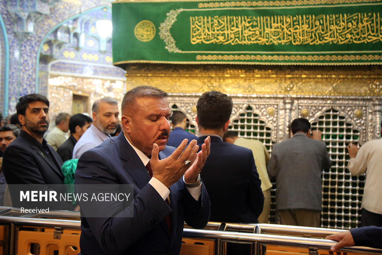 وزیر کشور عراق حرم حضرت معصومه (س) را زیارت کرد+ تصاویر