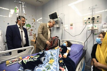 وزیر بهداشت از بیمارستان کودکان مفید بازدید کرد