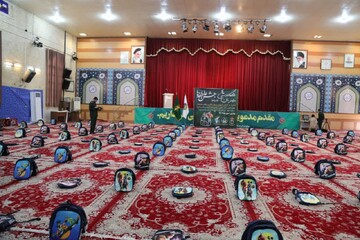 ۱۰۰۰ بسته تحصیلی بین دانش آموزان نیازمند استان بوشهر توزیع شد