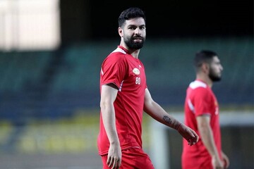 دلیل حضور هافبک پرسپولیس در باشگاه مشخص شد