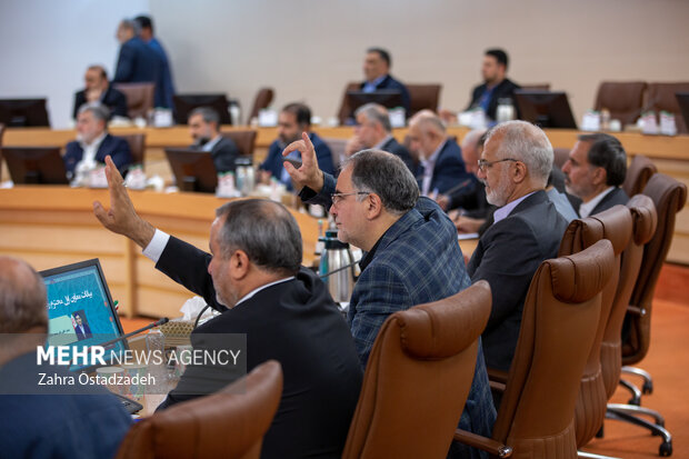 نشست مشترک استانداران سراسر کشور با حضور محمد مخبر معاون اول رئیس جمهور ‌‌‌صبح دوشنبه ۱۷ مهرماه ۱۴۰۲ در وزارت کشور برگزار شد