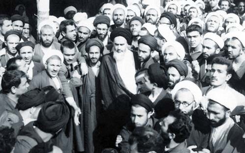 از دزدی و فساد گذشتیم،با ننگی که کشور را پایگاه اسرائیل می‌کند،چه کنیم