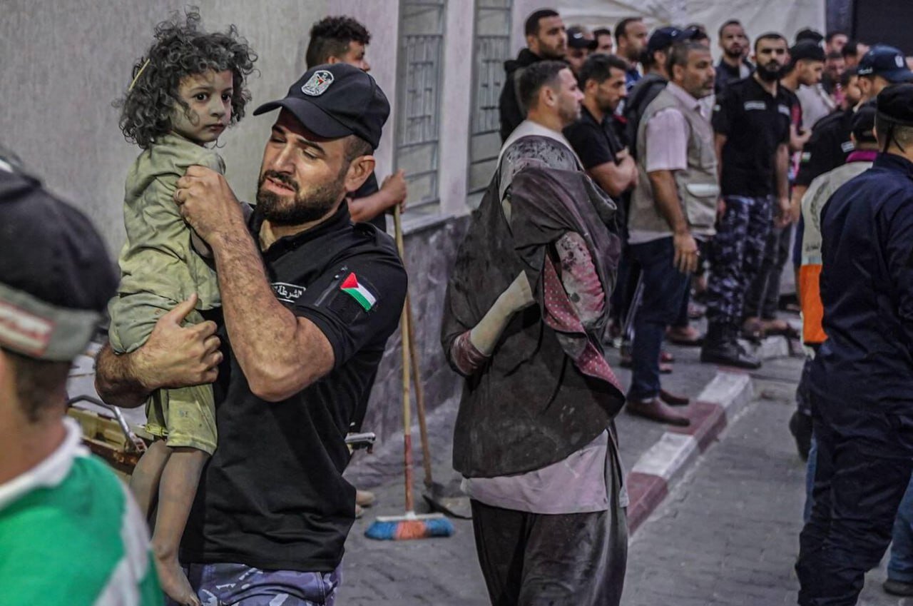 صیہونی رجیم کے ہاتھوں فلسطینی بچوں کے قتل عام کی دل دہلا دینے والی تصویریں