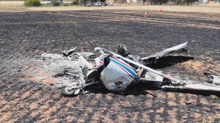 بقایای هواپیمای آموزشی سانحه دیده در ساوجبلاغ مشاهده شد