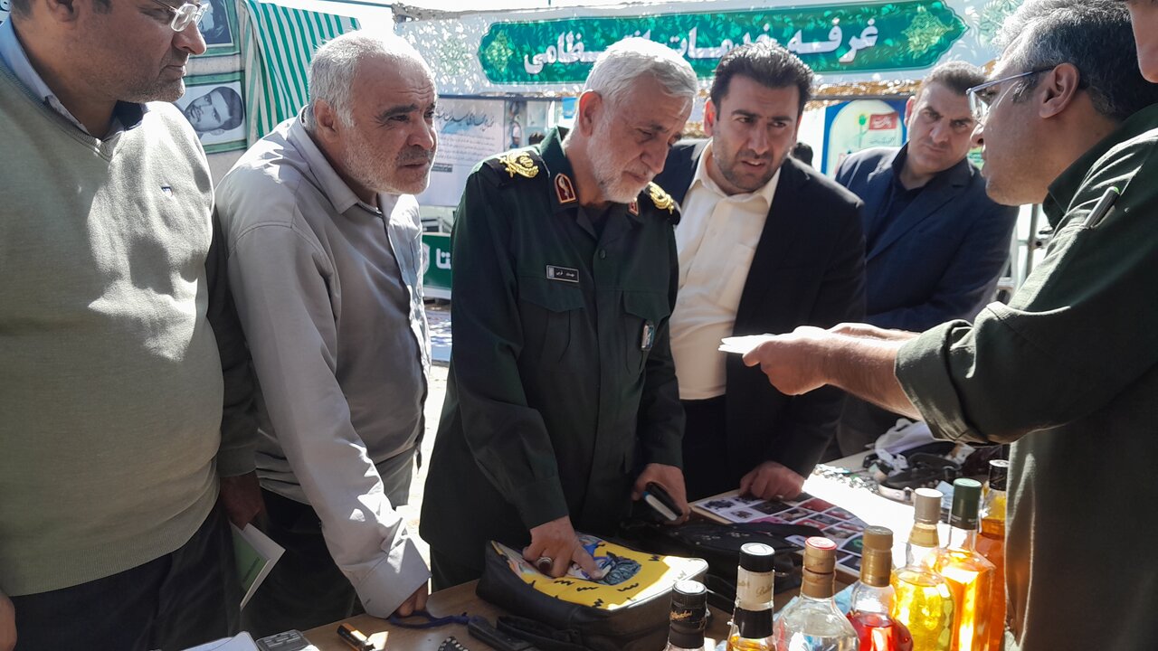 نمایشگاه «سنگر خوب و قشنگی داشتیم» افتتاح شد