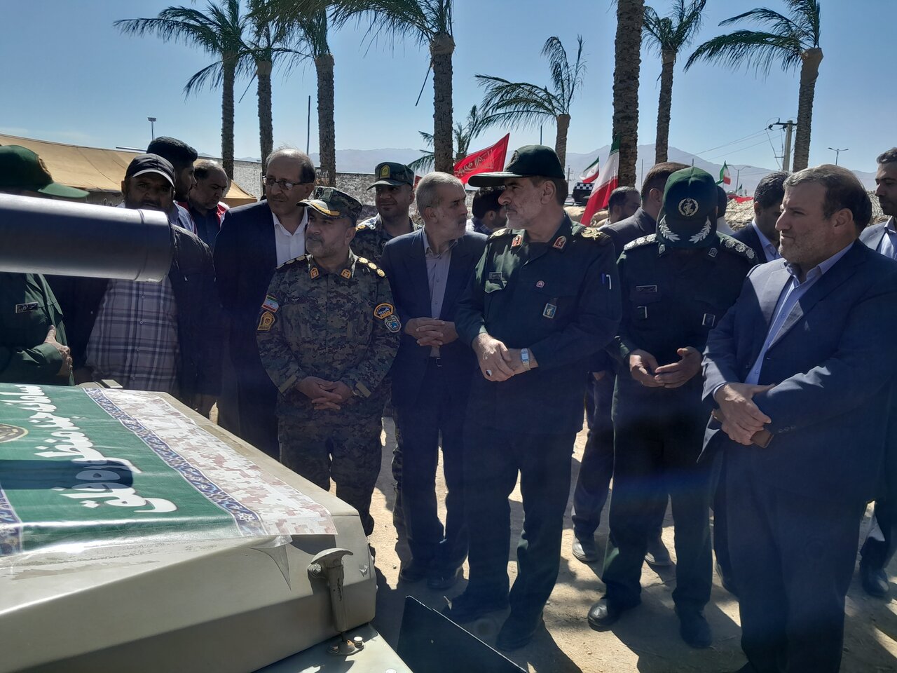 نمایشگاه «سنگر خوب و قشنگی داشتیم» افتتاح شد