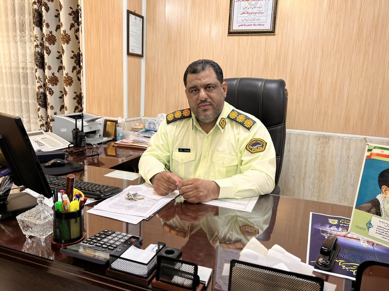 عاملان وحشت و سلب آسایش عمومی در فومن دستگیر شدند عاملان وحشت و سلب آسایش عمومی در فومن دستگیر شدند