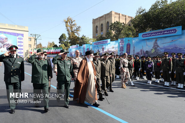 امام علی آرمی آفیسرز یونیورسٹی میں کیڈٹس کی گریجویشن تقریب میں رہبر انقلاب کی شرکت
