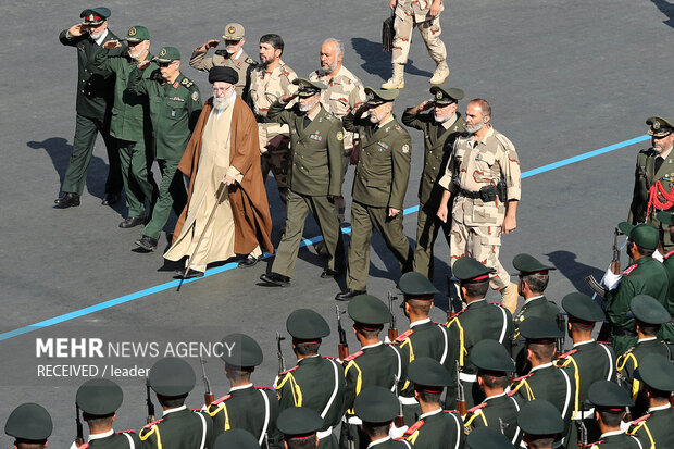 امام علی آرمی آفیسرز یونیورسٹی میں کیڈٹس کی گریجویشن تقریب میں رہبر انقلاب کی شرکت
