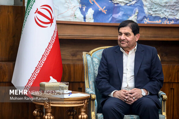 محمد مخبر معاون اول رئیس جمهور در دیدار وزیر صنایع بلاروس با معاون اول رئیس جمهور حضور دارد