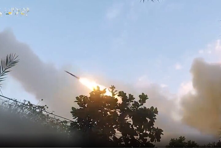 VIDEO: Missile attack on Zionist regime's military bases VIDEO: Missile attack on Zionist regime's military bases