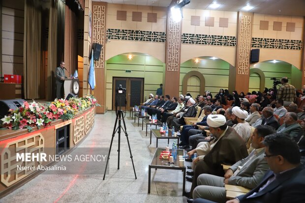 تجلیل از عوامل جشن بزرگ «مهمانی امت احمد» در سنندج