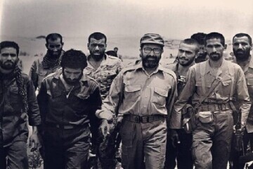 نیروهای مصطفی چمران ضربه سختی به دشمن واردکردند/ایرانیان برای هر وجب ازخاکشان به مبارزه برخاسته اند