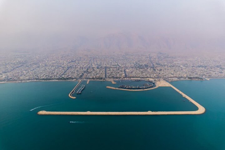ارتباط تجاری و اقتصادی کنگان با بندر دمام عربستان برقرار میشود ارتباط تجاری و اقتصادی کنگان با بندر دمام عربستان برقرار میشود