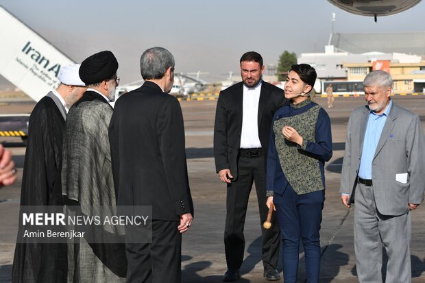 ورود رئیس جمهور به شیراز