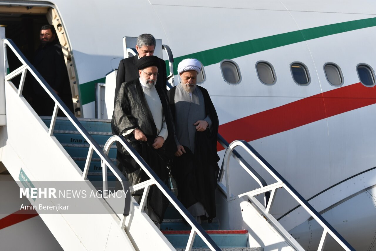 رئیس جمهور: فارس دارالعلم است/ دولت برای رفاه مردم تلاش میکند