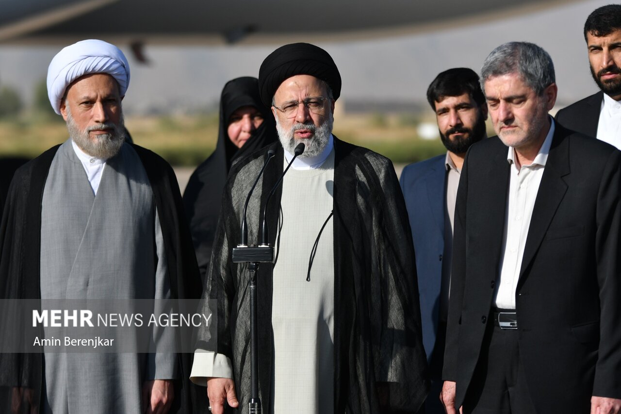 رئیس جمهور: فارس دارالعلم است/ دولت برای رفاه مردم تلاش میکند