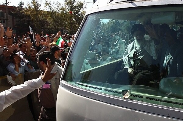 سینه ستبر دلتنگ تکرار دیدار/سالروز «مهر ماندگار» در کرمانشاه