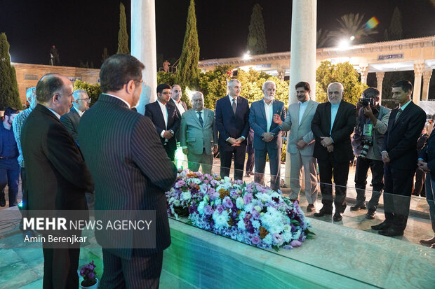 مراسم «بزرگداشت حافظ» با حضور رئیس جمهور